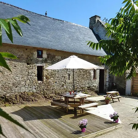 펜션 On A Beautiful Medieval Estate *