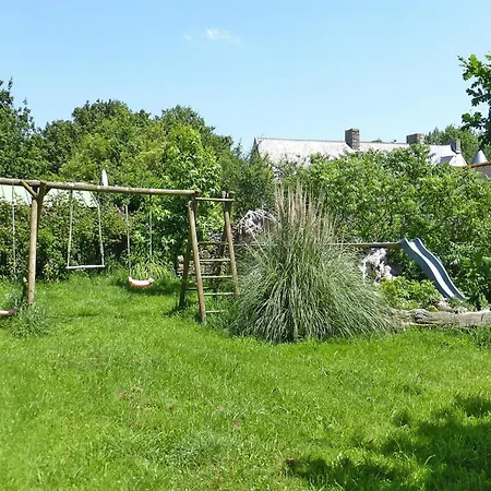 펜션 On A Beautiful Medieval Estate *