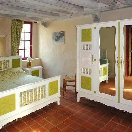 On A Beautiful Medieval Estate 펜션 Saint-Lo-d'Ourville