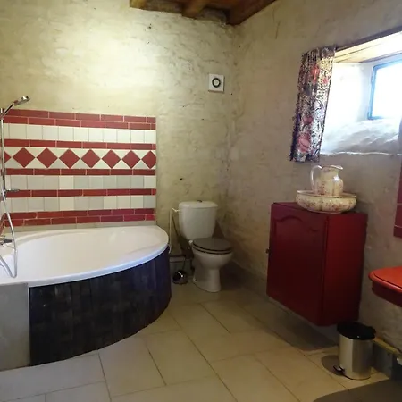 On A Beautiful Medieval Estate 펜션