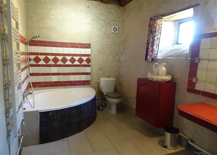 On A Beautiful Medieval Estate 펜션